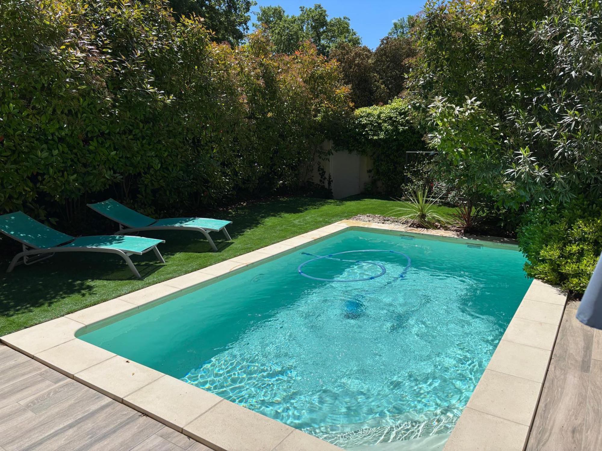 Les Jardins Du Castelas - Piscines, Jardins Et Spas Privatifs Uchaux Luaran gambar