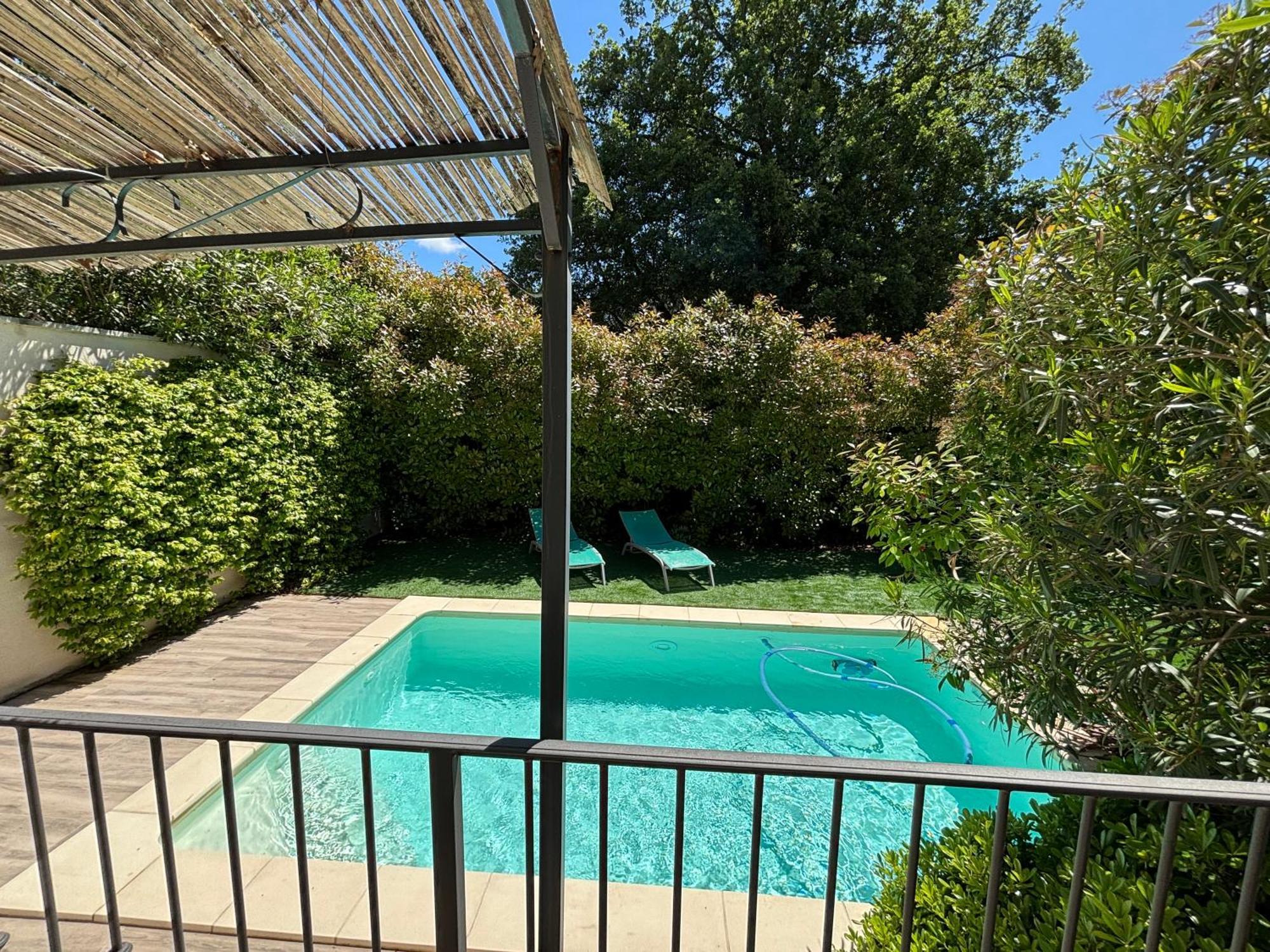Les Jardins Du Castelas - Piscines, Jardins Et Spas Privatifs Uchaux Luaran gambar