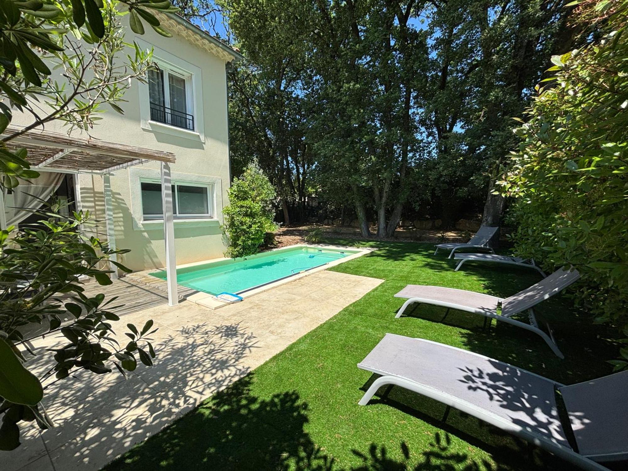 Les Jardins Du Castelas - Piscines, Jardins Et Spas Privatifs Uchaux Luaran gambar